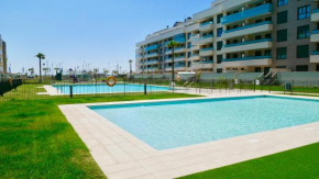 Playa Los Álamos, descanso y ocio en Torremolinos